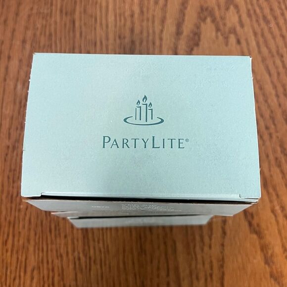 PartyLite Vanilla Peach 2” Votive candles 18 total - Picture 5 of 5